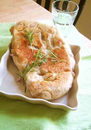 フライパンで焼くハーブパン-レシピのメイン写真
