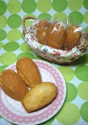簡単☆ベビーチーズマドレーヌ♪-レシピのメイン写真