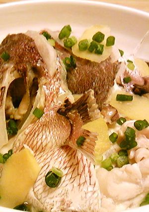 真鯛のアラの塩煮♪-レシピのメイン写真