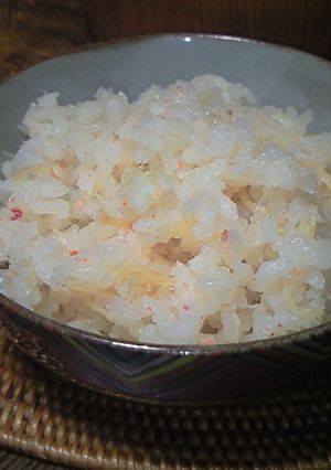 カニ・ホタテ缶で楽ちん贅沢炊き込みご飯-レシピのメイン写真