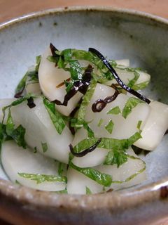 香るごま油!大根の塩こんぶ青じそあえ-レシピのメイン写真