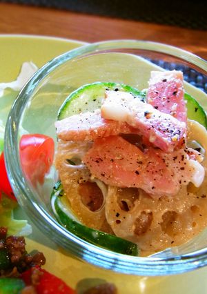 お洒落に☆でも超簡単レンコンごまサラダ☆-レシピのメイン写真