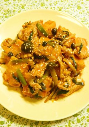 １日分の野菜で豚肉と厚揚げのキムチ味噌煮-レシピのメイン写真