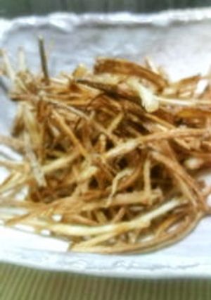 ウド皮のパリパリ揚げ-レシピのメイン写真