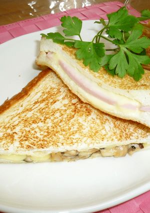 チーズがとろ～り☆フライパンホットサンド-レシピのメイン写真