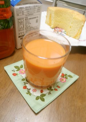 野菜ジュースみるく-レシピのメイン写真