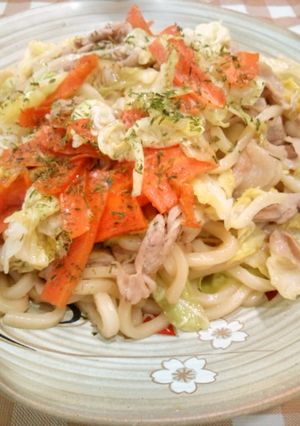 春キャベツを使った簡単焼きうどん＊。-レシピのメイン写真
