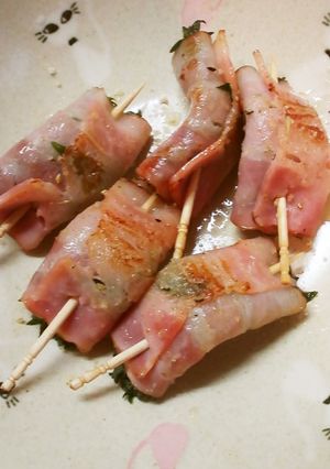 ちょっとしたおかずに☆ベーコンのシソ巻き-レシピのメイン写真