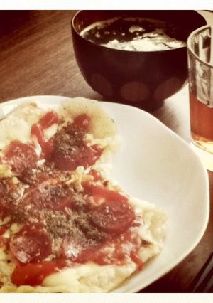 お正月ののこりのお餅ピザ-レシピのメイン写真