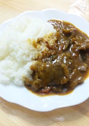 トマトと牛すじ肉の味わいカレー-レシピのメイン写真