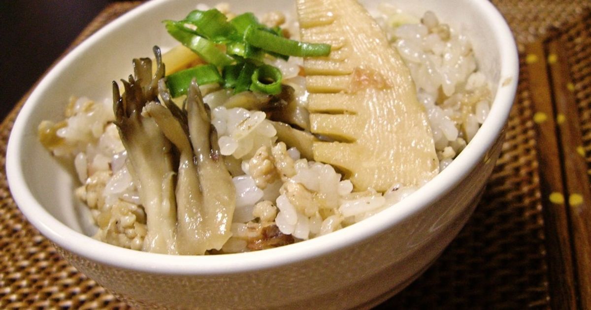 筍と鶏そぼろの混ぜご飯 by LOVELOHA 【クックパッド】 簡単おいしい