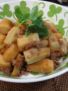 里芋のそぼろ煮 ~炊飯器で~-レシピのメイン写真