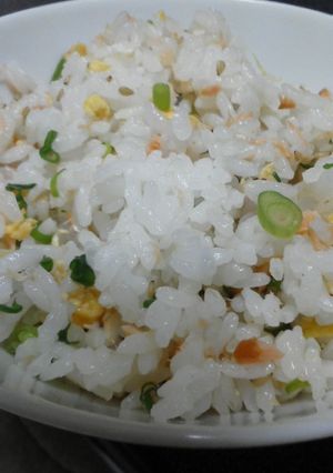 ＊簡単♪我が家の定番♪鮭の混ぜご飯＊-レシピのメイン写真