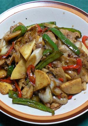 豚バラ肉とタケノコの甘辛黒酢炒め-レシピのメイン写真