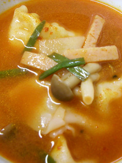 韓国 ソーセージとじゃが芋の辛いスープ-レシピのメイン写真