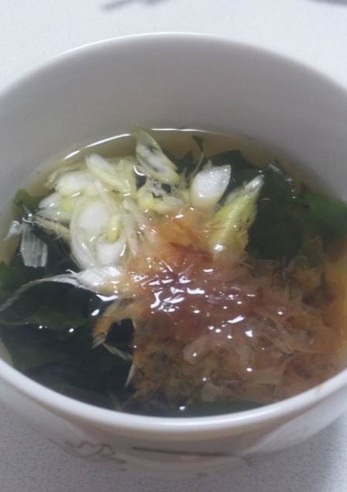 ☆簡単　お湯を注ぐだけ　塩昆布スープ☆-レシピのメイン写真
