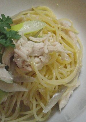 ♡ササミとゴボウと長ネギの豆乳パスタ♡　-レシピのメイン写真