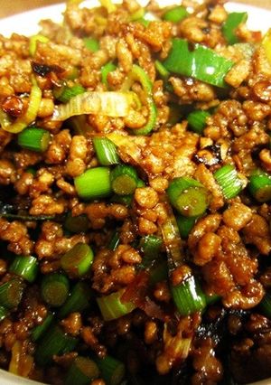 男飯!!豚ミンチとニンニクの芽炒め-レシピのメイン写真