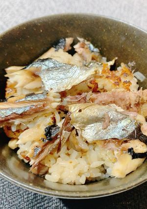 炊飯器で簡単！さんまの炊き込みご飯-レシピのメイン写真