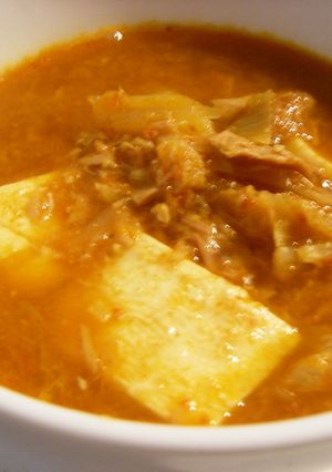 韓国　定番スープ　キムチチゲ-レシピのメイン写真