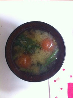 トマトとほうれん草の洋風☆お味噌汁-レシピのメイン写真