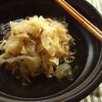 タジンで春キャベツとツナのバター蒸し