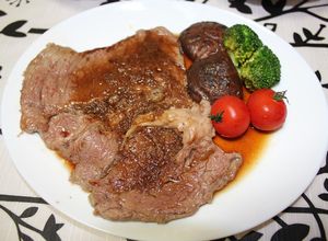 高級肉に変身◆ソースも旨い牛ステーキ◆-レシピのメイン写真