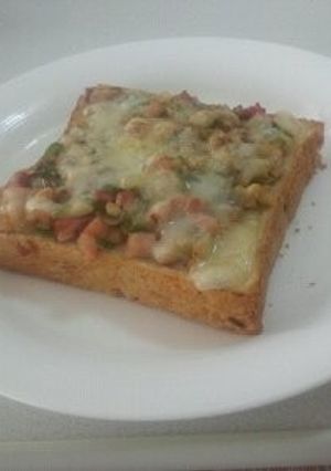 ピザトースト-レシピのメイン写真