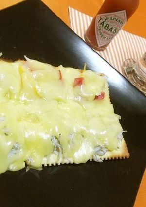 クラッカー de ピッツァ-レシピのメイン写真