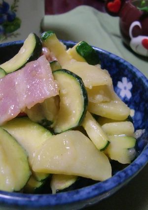 ズッキーニとじゃがいものベーコン炒め-レシピのメイン写真