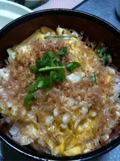 やわらか~い新たまねぎで肉なし親子丼!-レシピのメイン写真