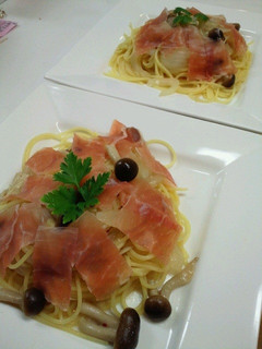 たっぷりきのこと生ハムのパスタ-レシピのメイン写真
