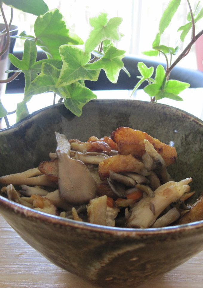 止まらない！さつま揚げと舞茸のカレー炒め-レシピのメイン写真