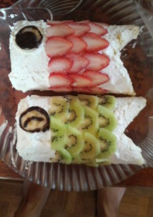 こどもの日！市販ロールで鯉のぼりケーキ-レシピのメイン写真