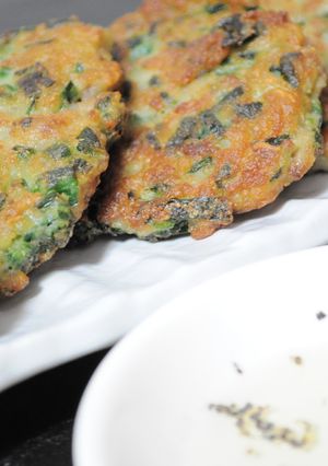 おつまみに♪簡単お好み焼きギョーザ-レシピのメイン写真