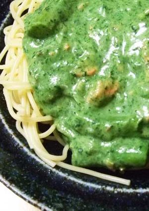 サーモンとほうれん草クリームパスタ-レシピのメイン写真