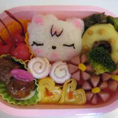 รูปของ ラブラ♪お弁当　キャラ弁ジュエルペット　