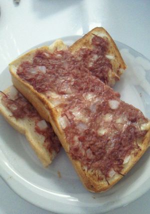 新たまねぎでコンビーフトースト！！-レシピのメイン写真