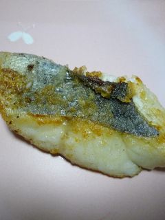 白身魚のムニエル(今日はスズキです)-レシピのメイン写真