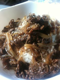 新玉ねぎのバルサミコ牛丼-レシピのメイン写真