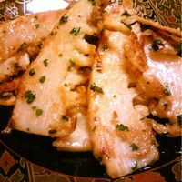 基本からアレンジまで！思わずつくりたくなる「たけのこガーリック」の