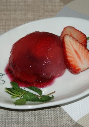 ぷるぷる♪いちごのわらびもち＊-レシピのメイン写真