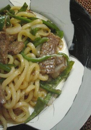 ♡簡単！　サイコロステーキで焼きうどん♡-レシピのメイン写真