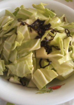 簡単！塩昆布で旨旨キャベツ♪-レシピのメイン写真