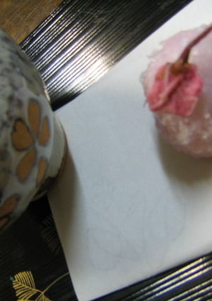 桜餅（桜の塩漬けと氷もちのアレンジ）-レシピのメイン写真