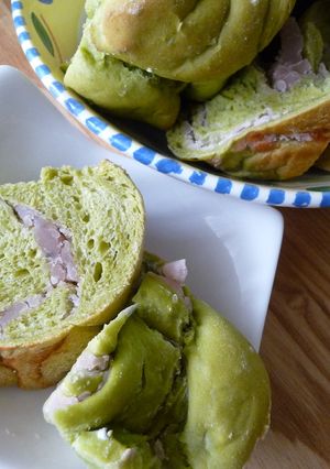 まるでシフォンケーキ！抹茶冷ご飯あんパン-レシピのメイン写真