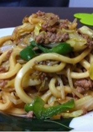 簡単♪ピリ辛味噌焼きうどん-レシピのメイン写真