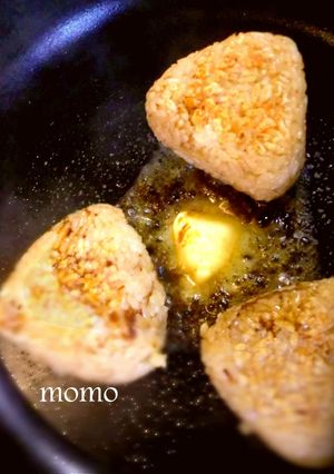 こんがりじゅわっ♡な焼きおにぎり-レシピのメイン写真