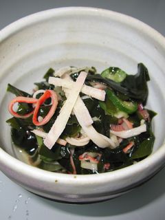 ワカメとかにかまの酢のもの-レシピのメイン写真
