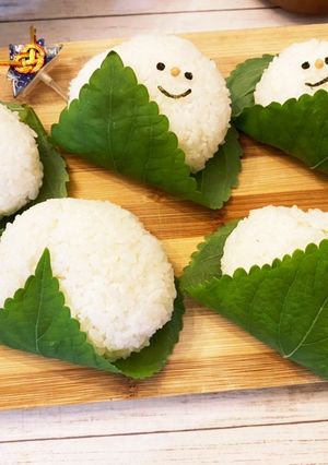 子供の日♡柏餅風おにぎり♡キャラ弁-レシピのメイン写真
